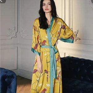 Gorgeous kimono robe